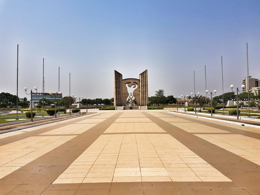 togo west africa travel lomé Monument de l'independence