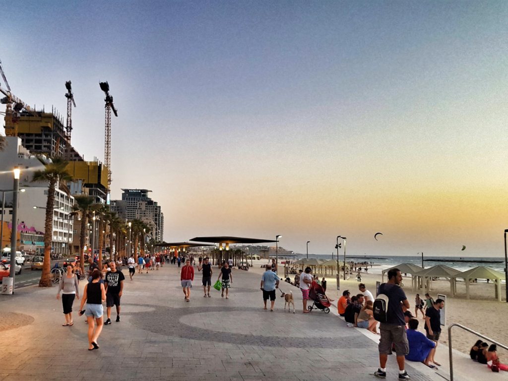 israel tel aviv beach promenade