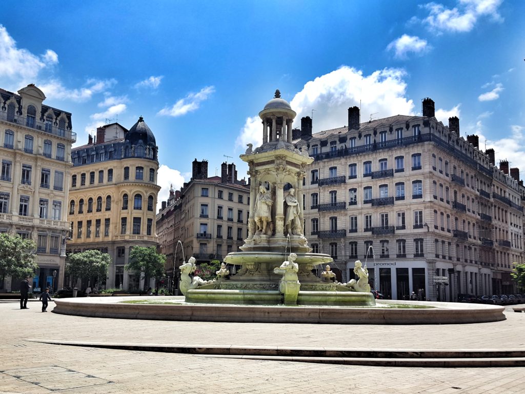 france lyon place des jacobins