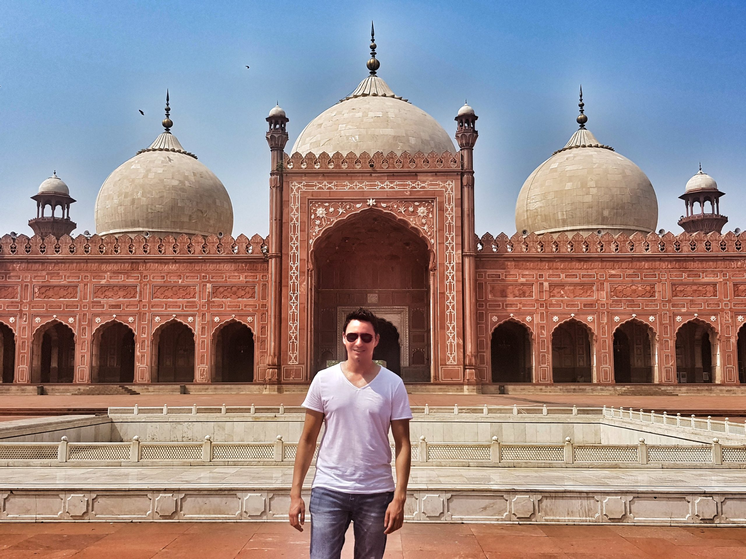 pakistan lahore badshahi mosque travel