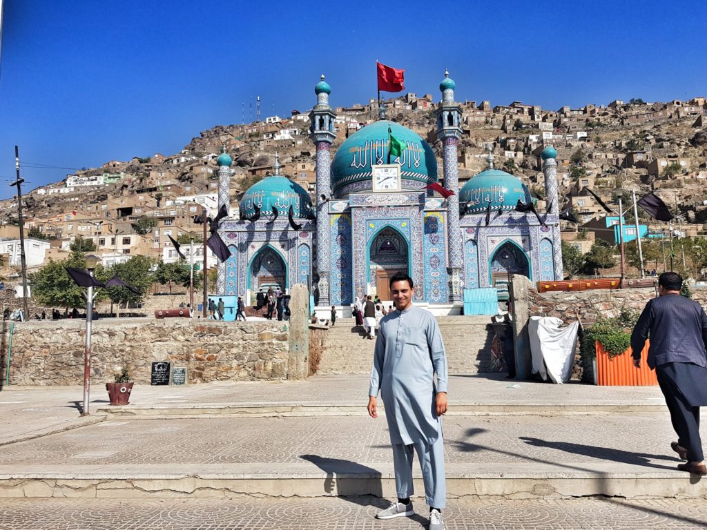 afghanistan kabul ziarat-e sakhi mosque