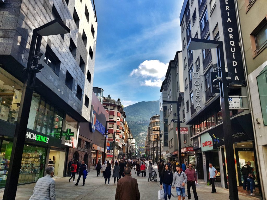 andorra la vella shopping