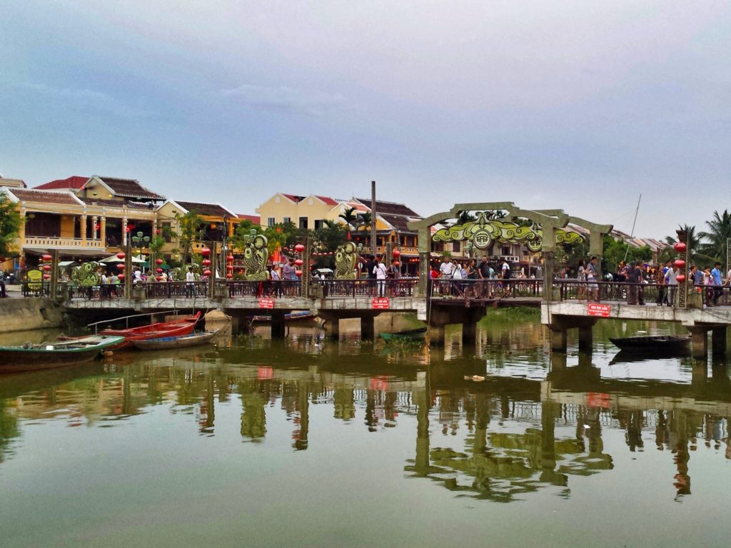 vietnam hoi an bridge