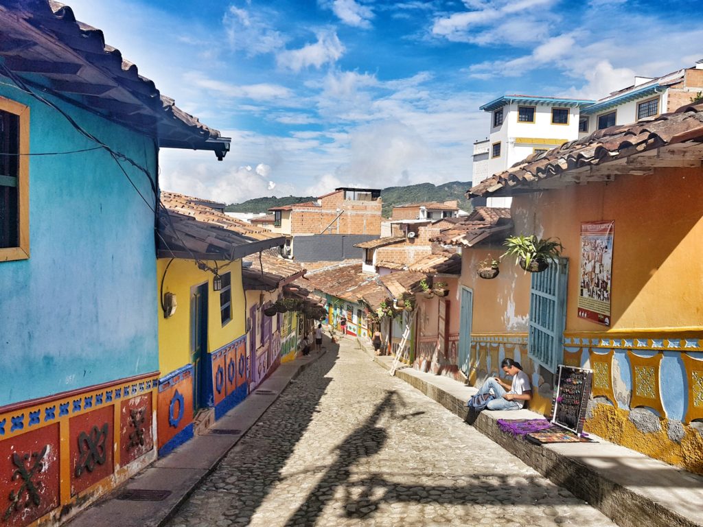 colombia guatapé streets