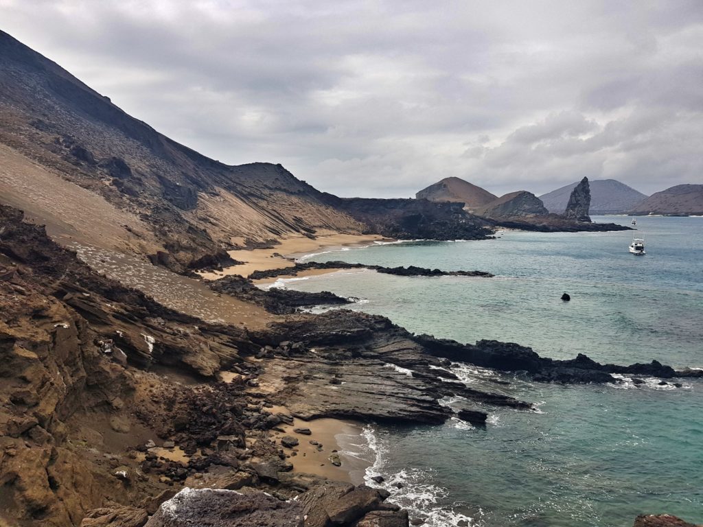 galapagos islands bartolome tour