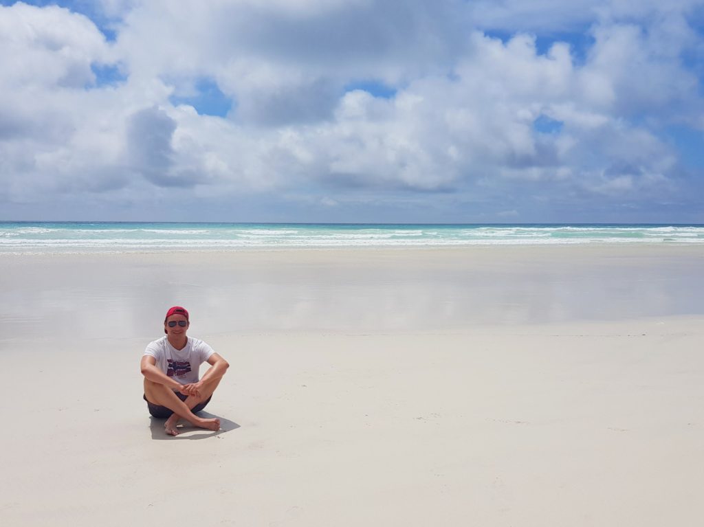 galapagos tortuga bay beach