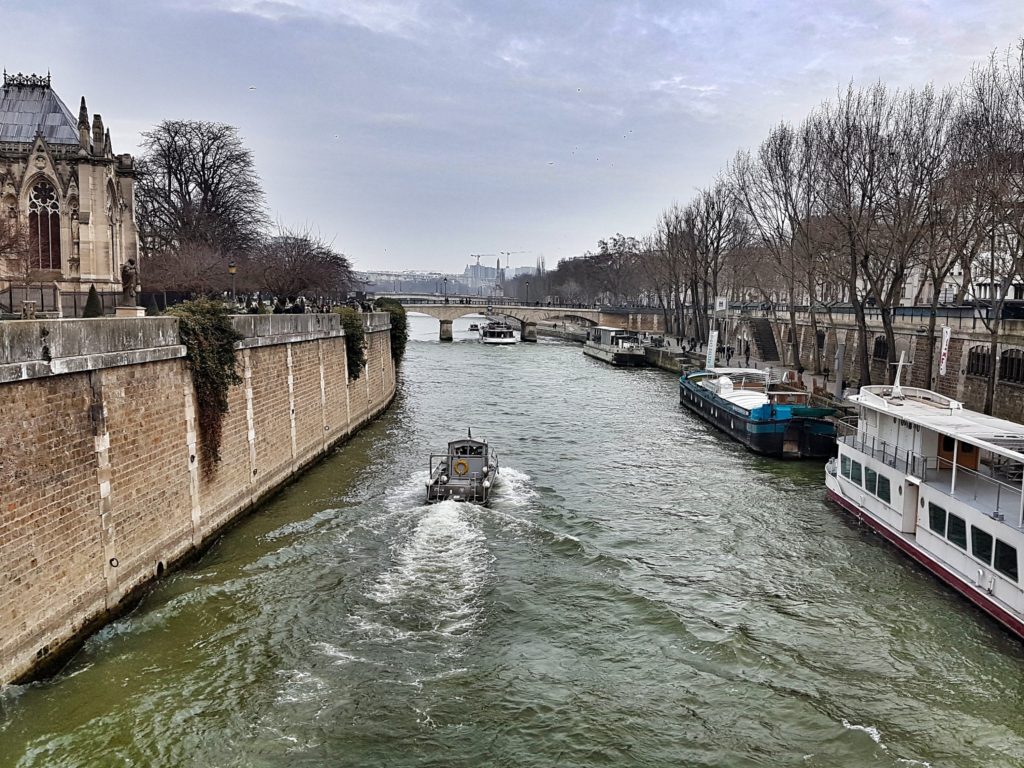 paris rainy day