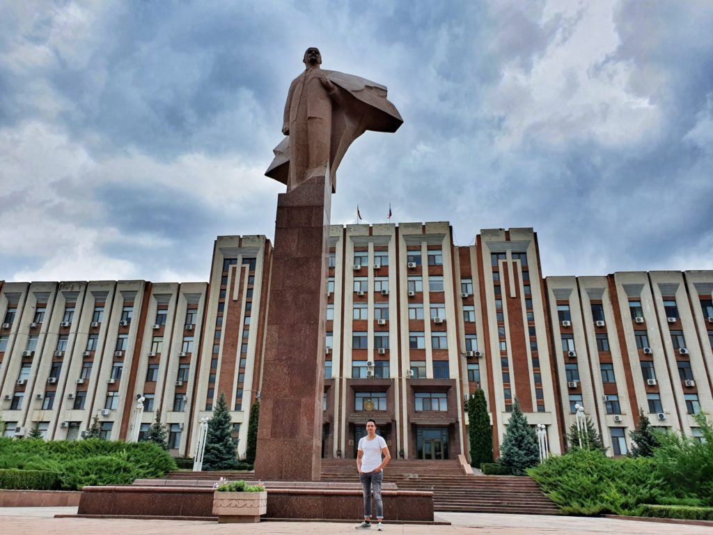 tiraspol lenin statue