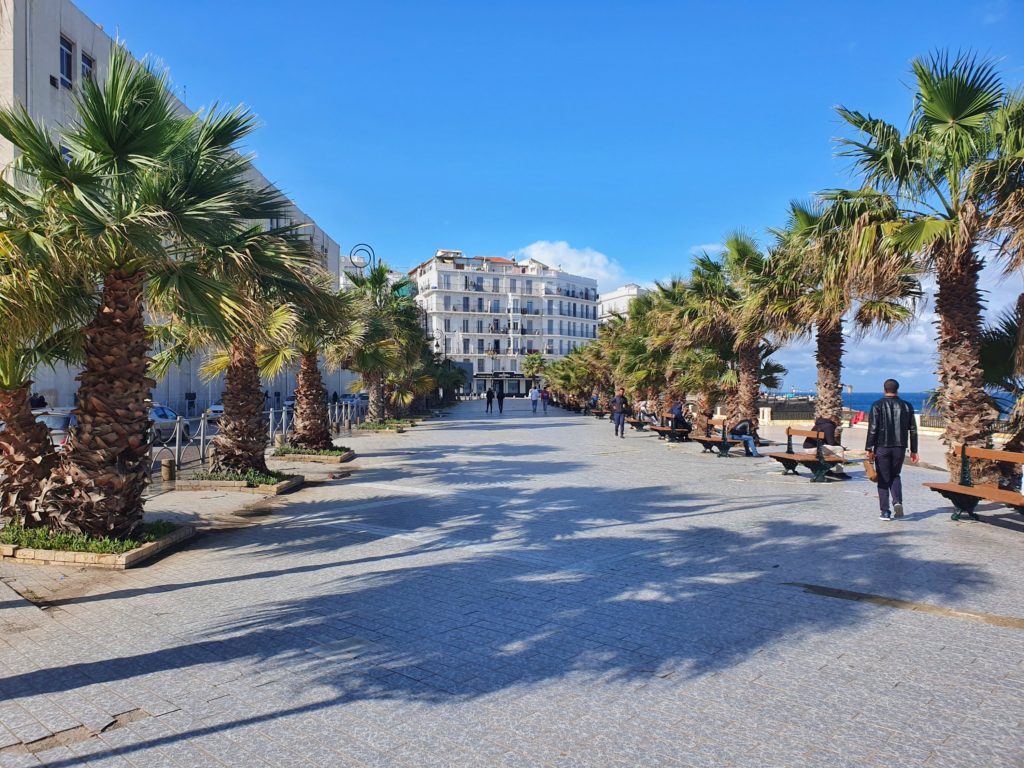 algeria algiers promenade