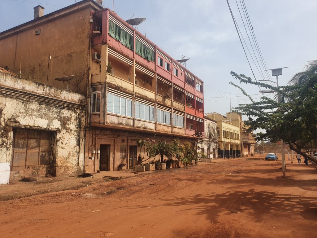 guinea bissau unpaved roads