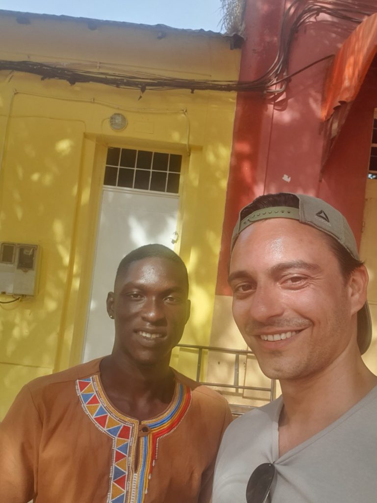 guinea-bissau couchsurfing hangout