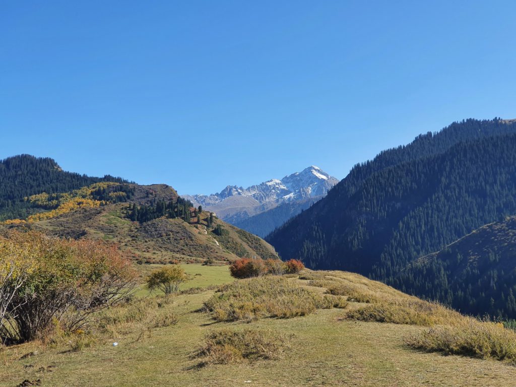 kyrgyzstan landscapes jeti oguz