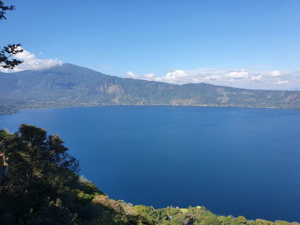 lake coatepeque el salvador