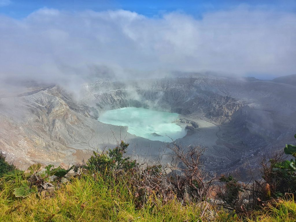 costa rica poas volcano