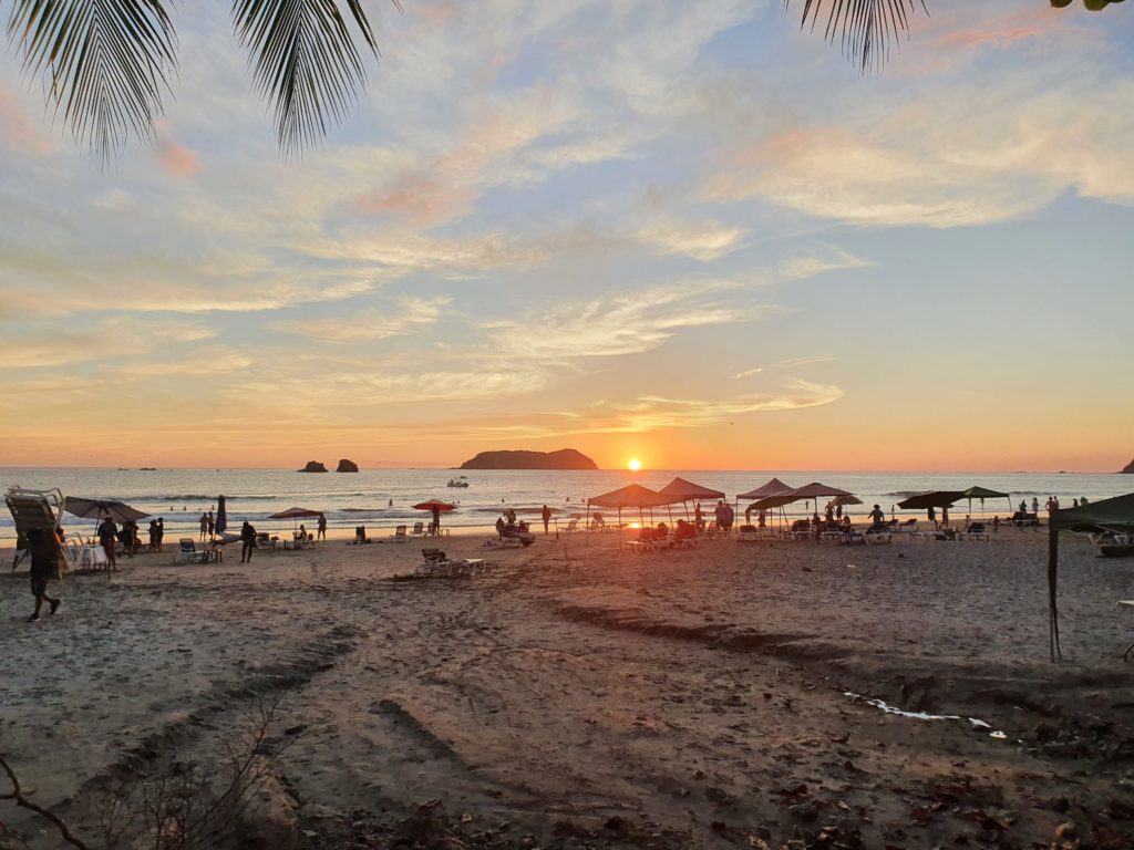 manuel antonio beach