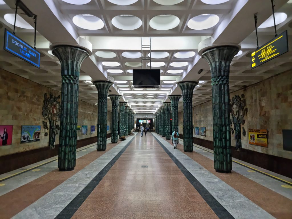 tashkent metro gafur gulom