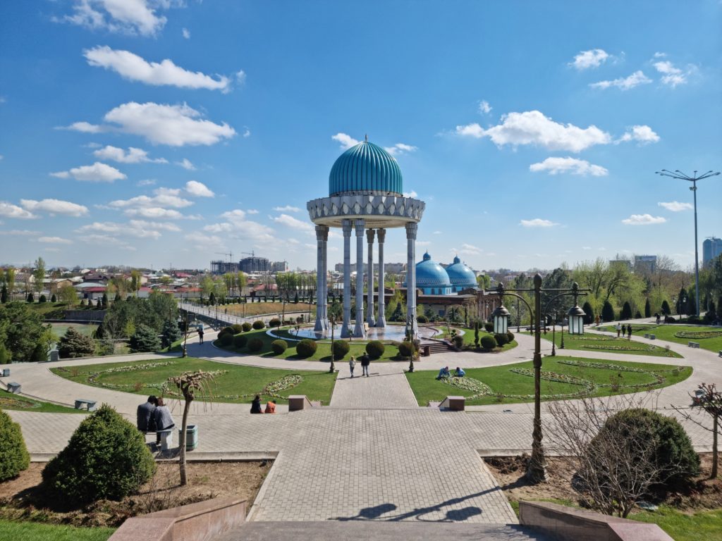 Shahidlar Xotirasi Monument tashkent