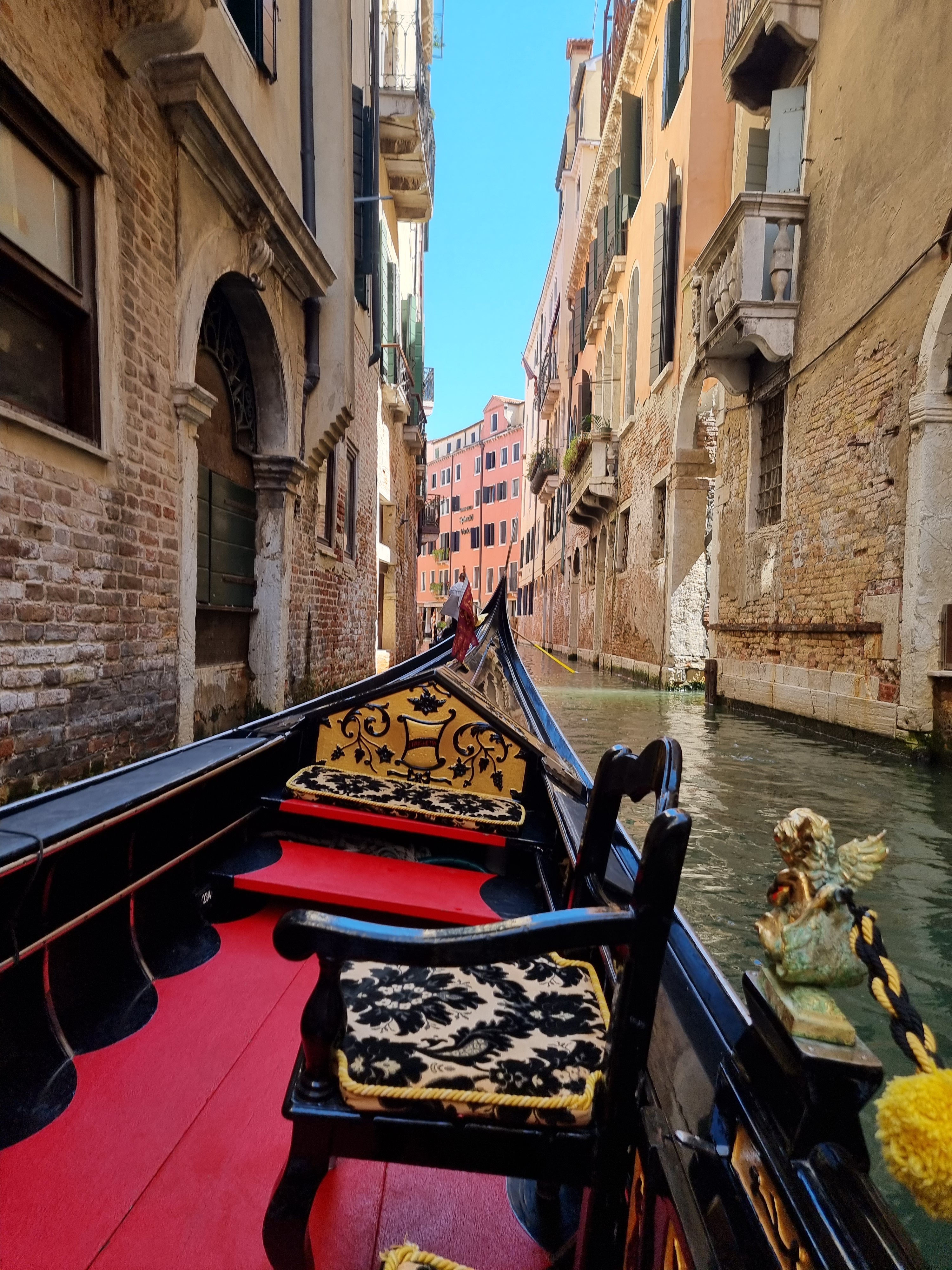 venice during the pandemic gondola