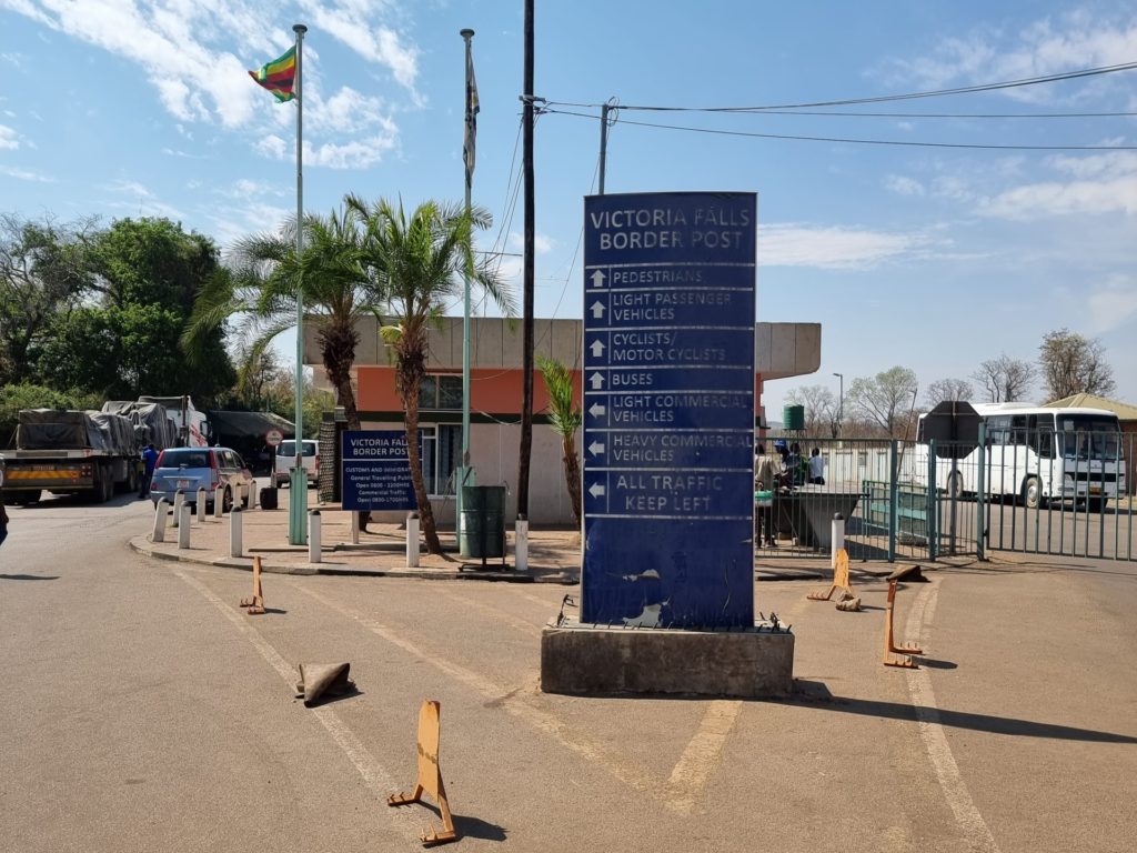 zimbabwe victoria falls border