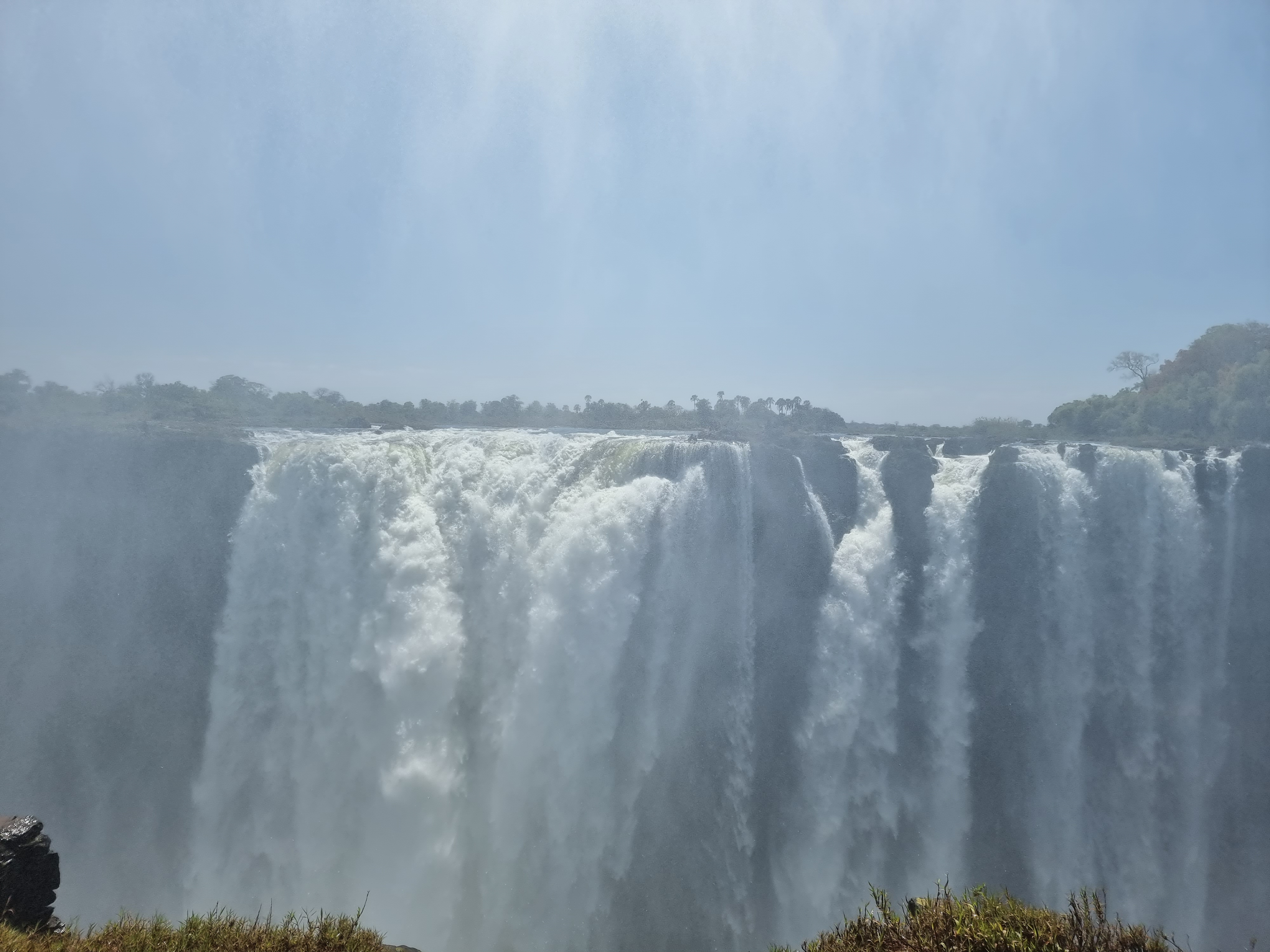 victoria falls water volume