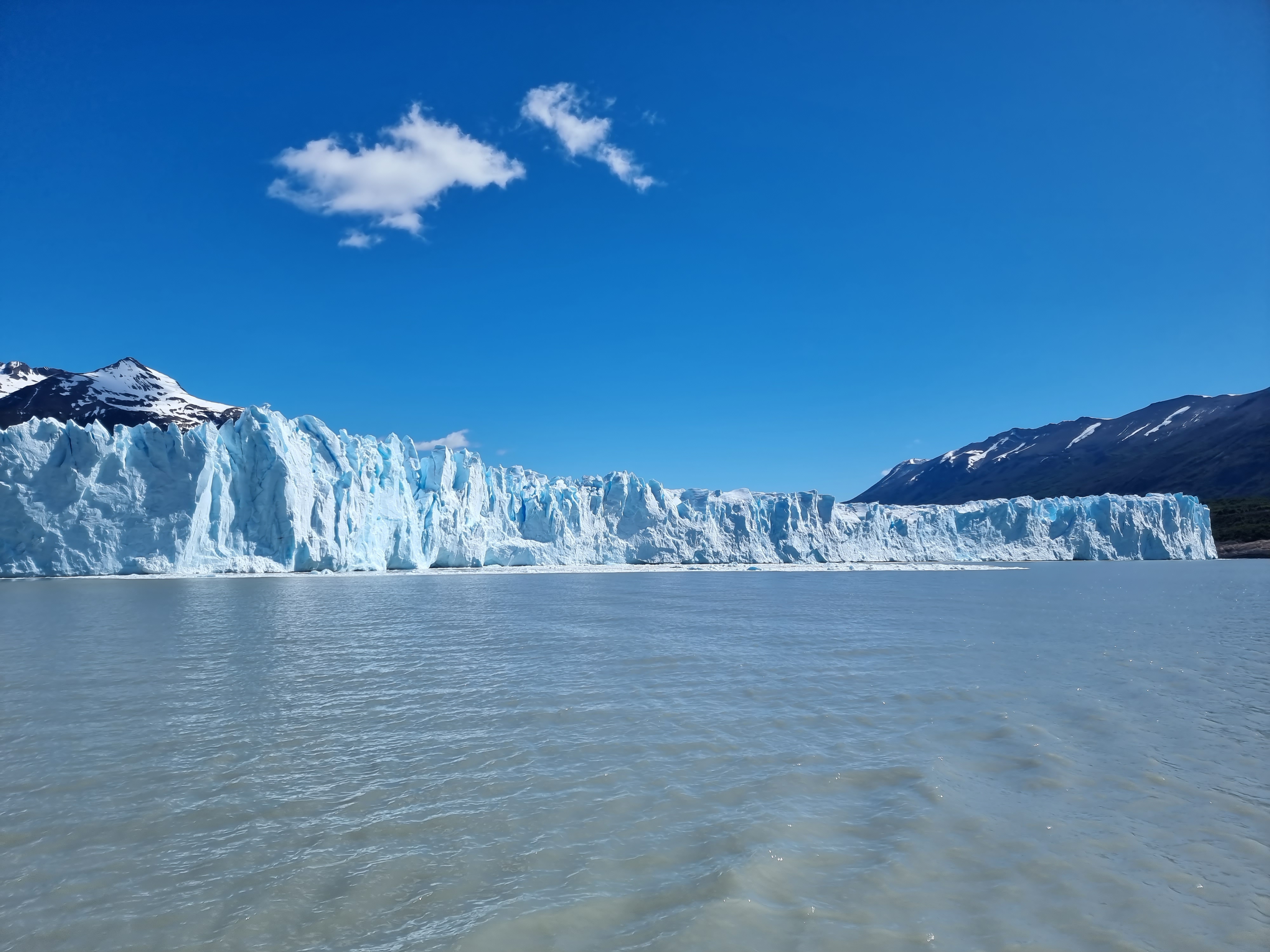 perito moreno glacier boat trip