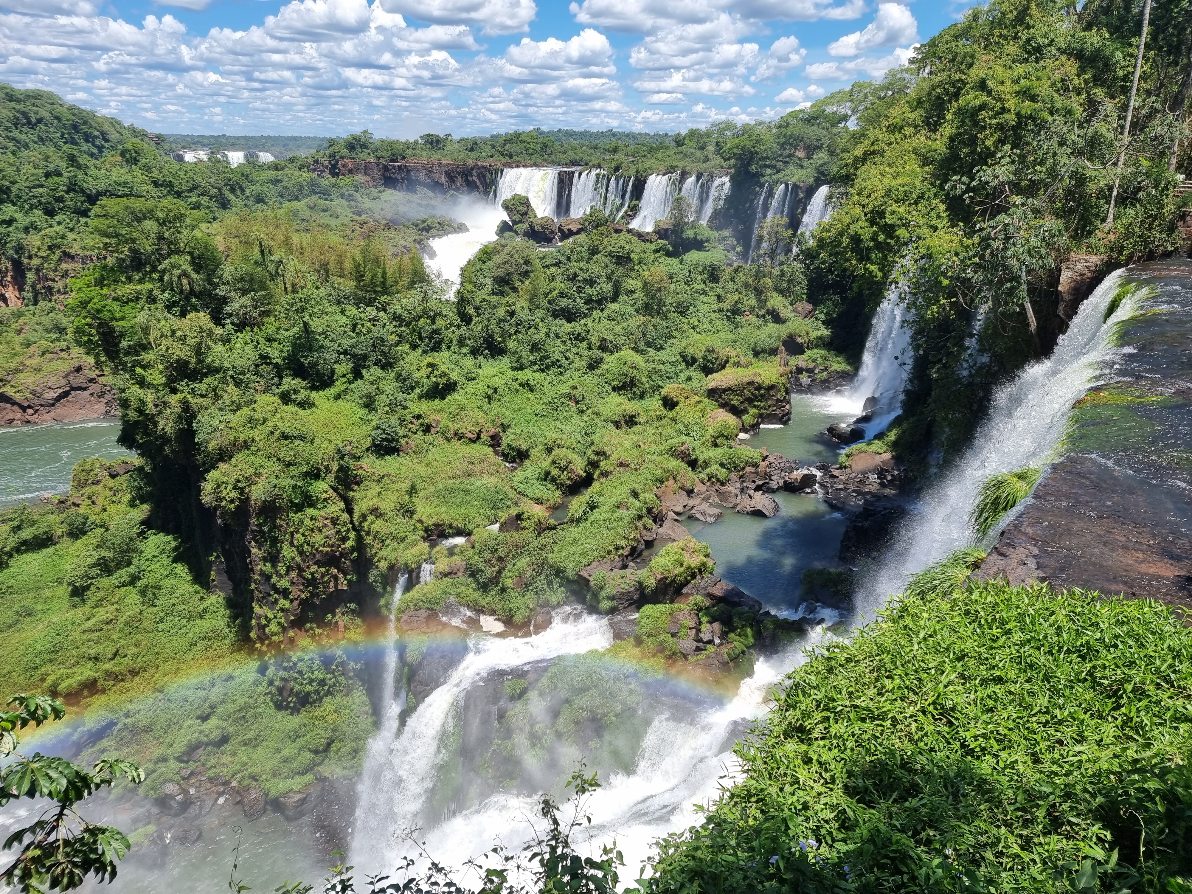 iguazu falls argentine side