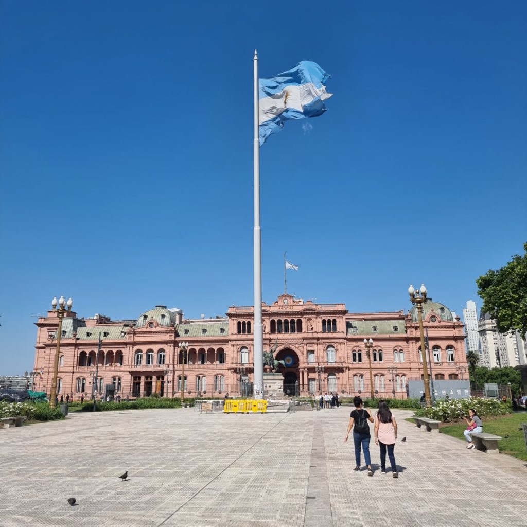 plaza de mayo buenos aires