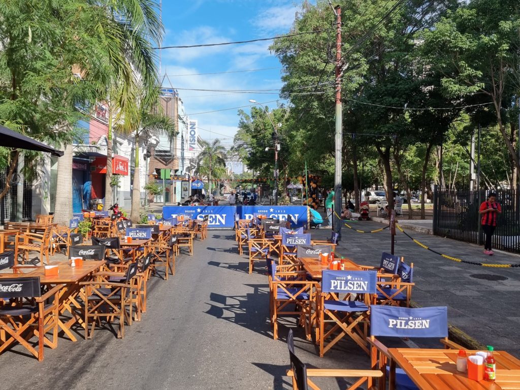 asuncion Plaza de la Democracia.