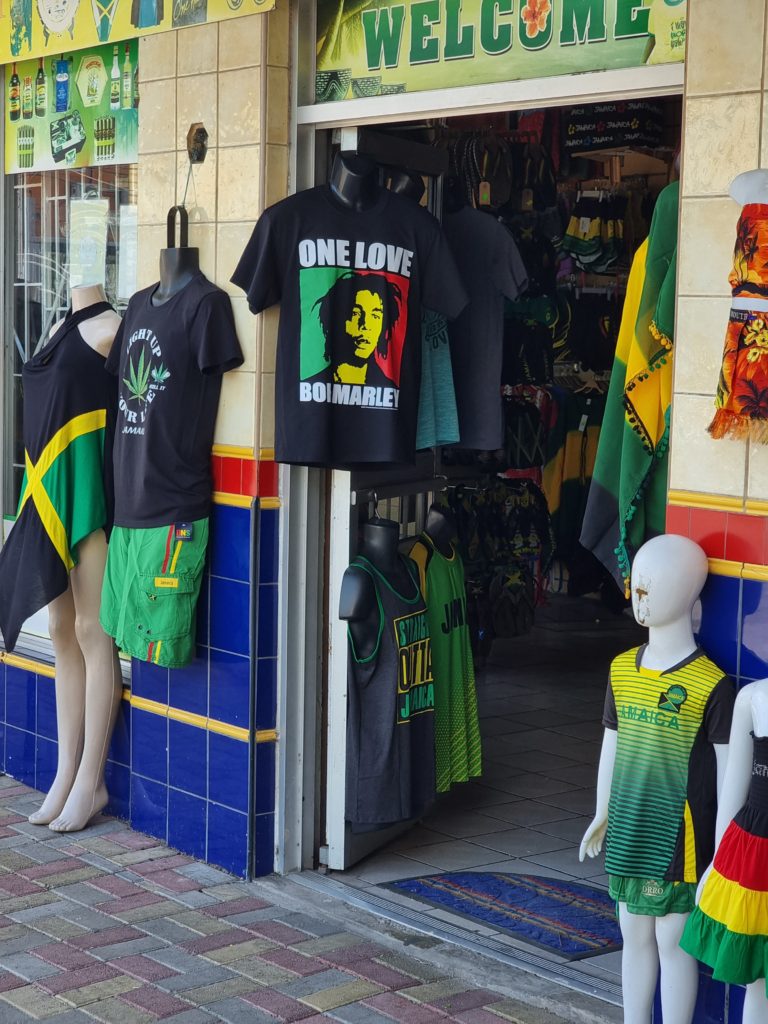 ocho rios shop