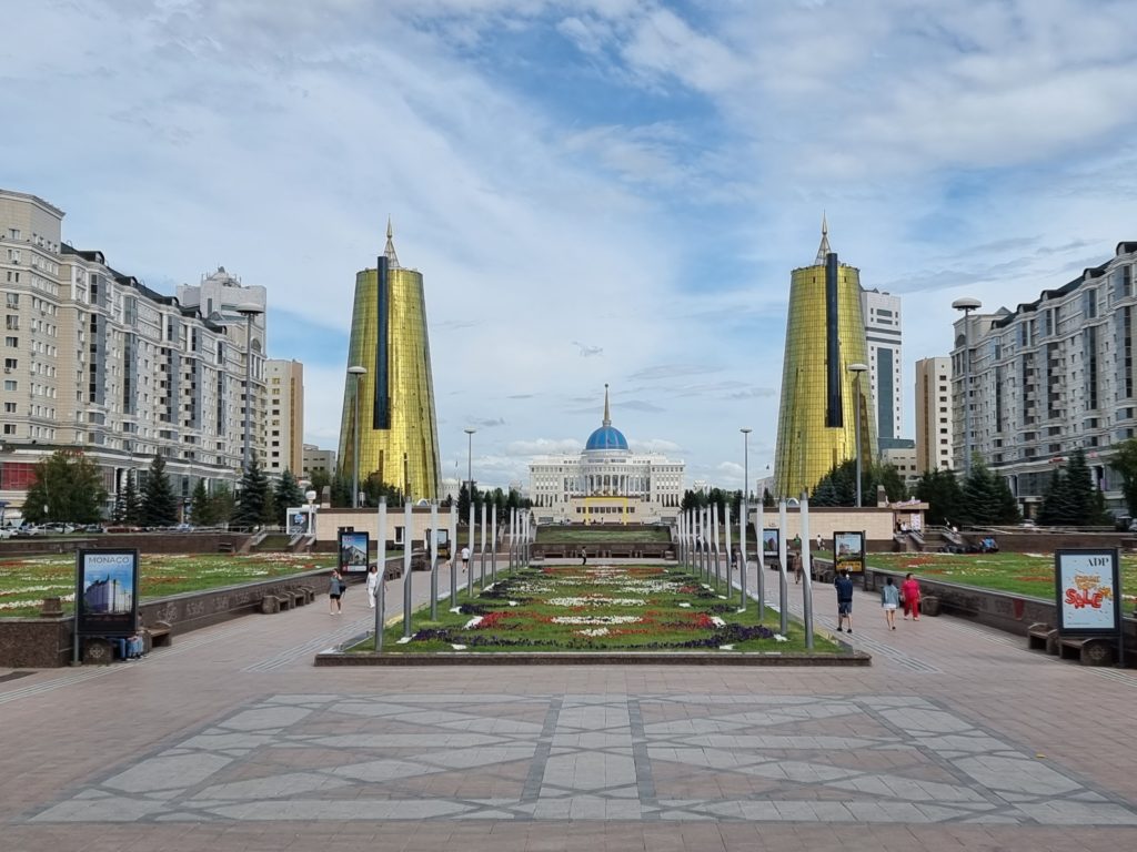 kazakhstan presidential palace