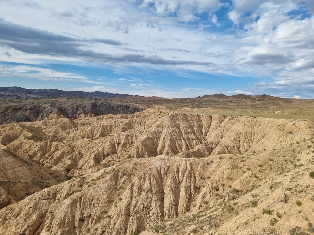 kazakhstan yellow canyon