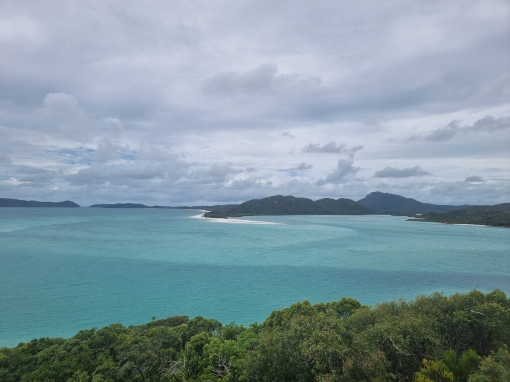 inlet hill lookout whitsunday islands