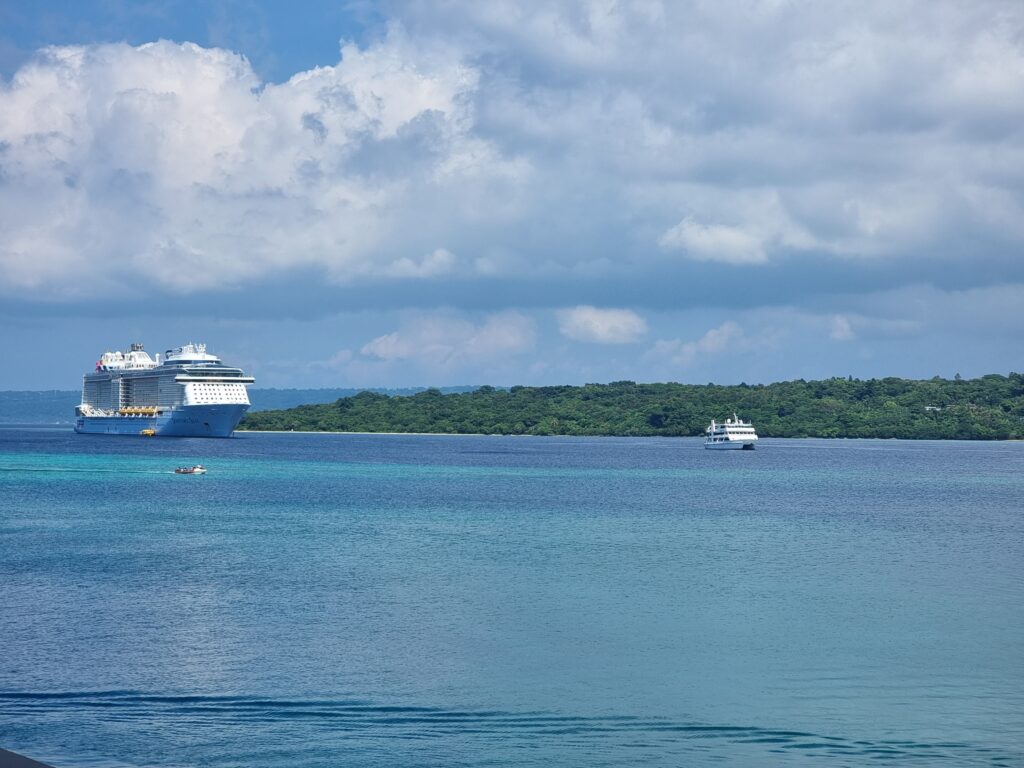 cruise ship port vila