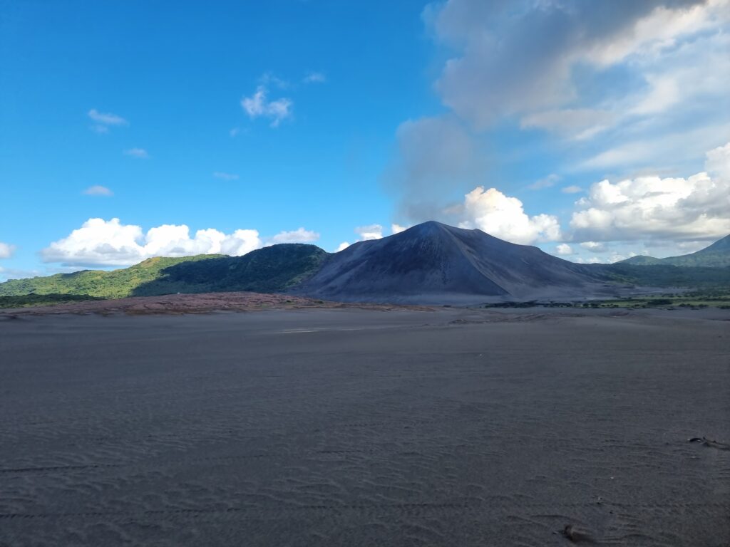 mount yasur tanna island