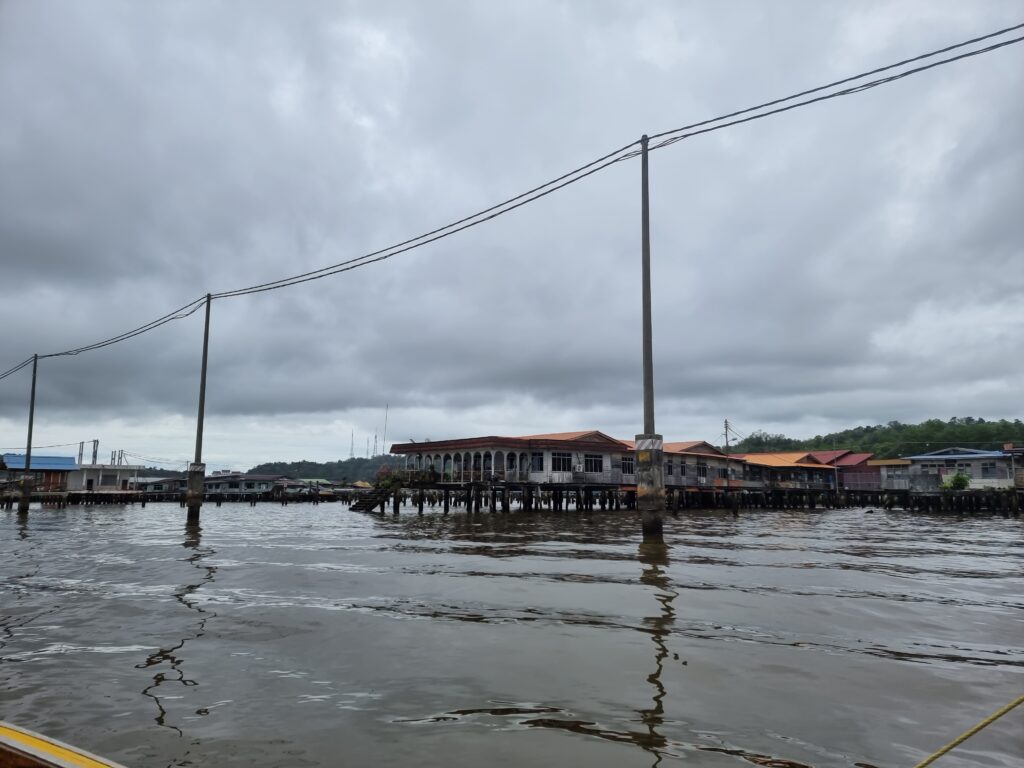 kampong ayer bandar seri begawan