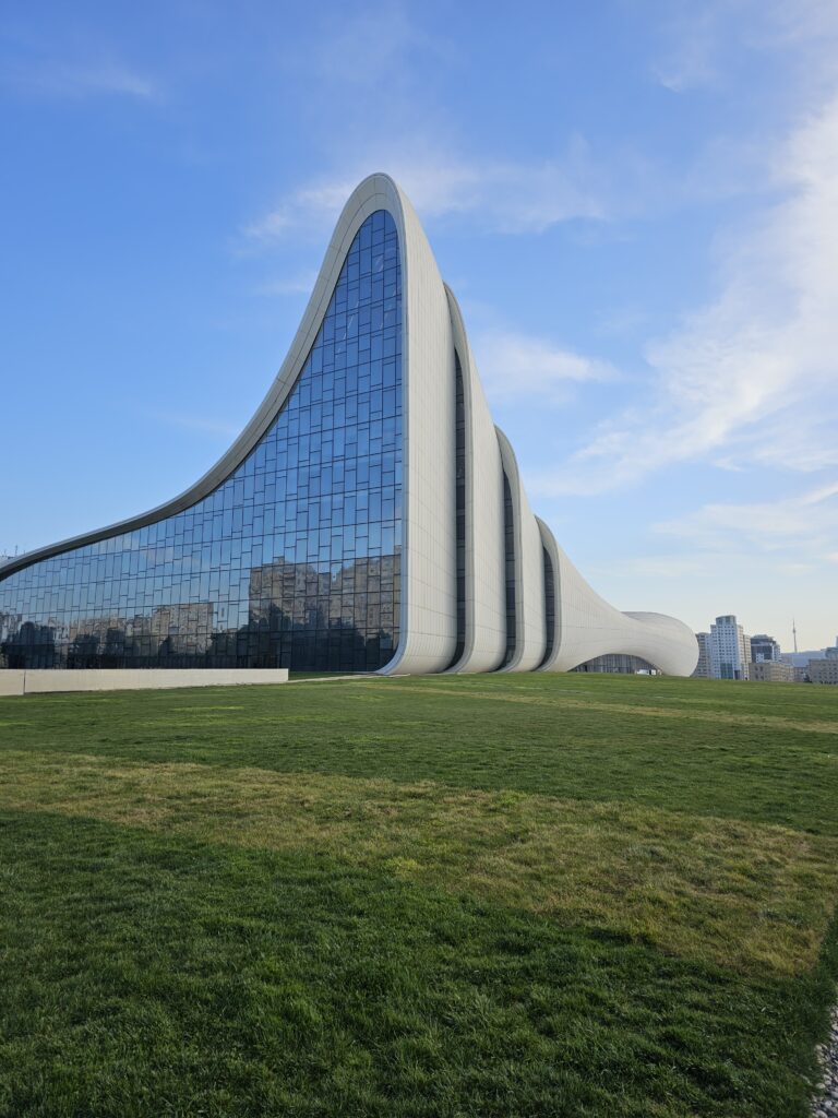 heydar aliyev center baku