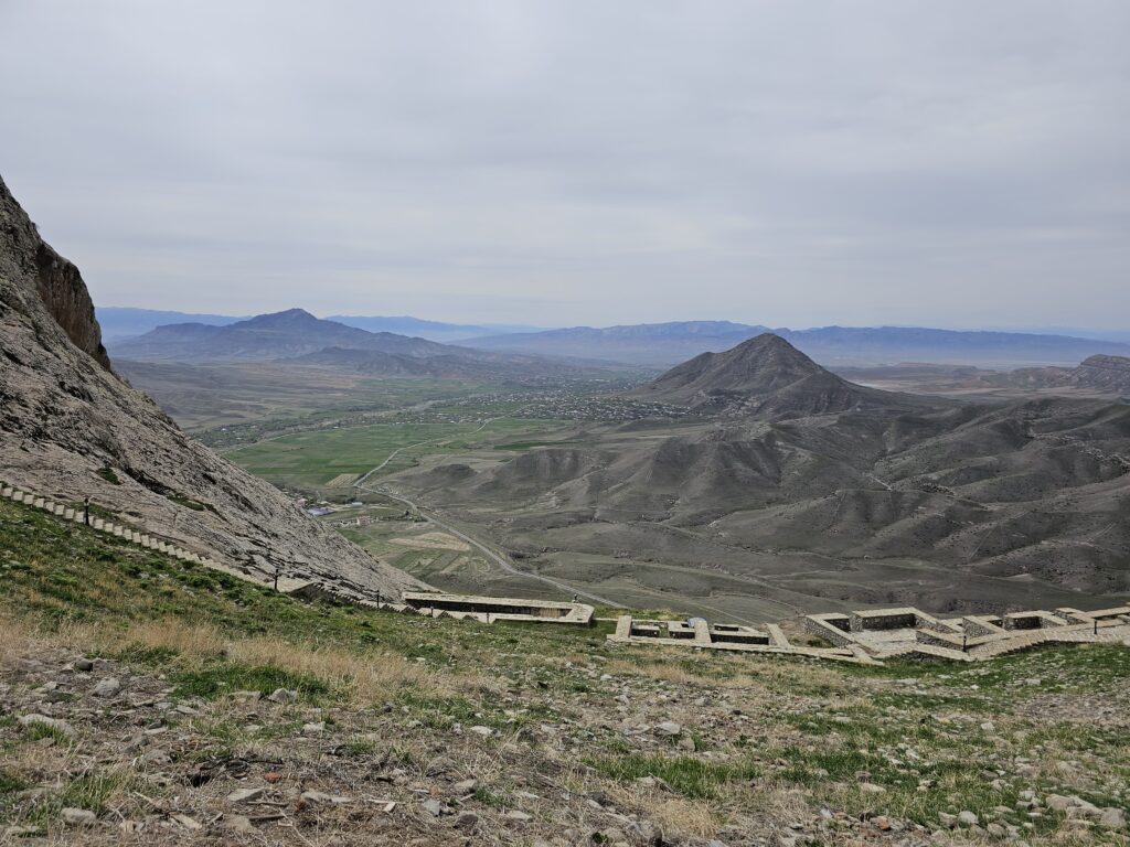 alinja castle nakhchivan