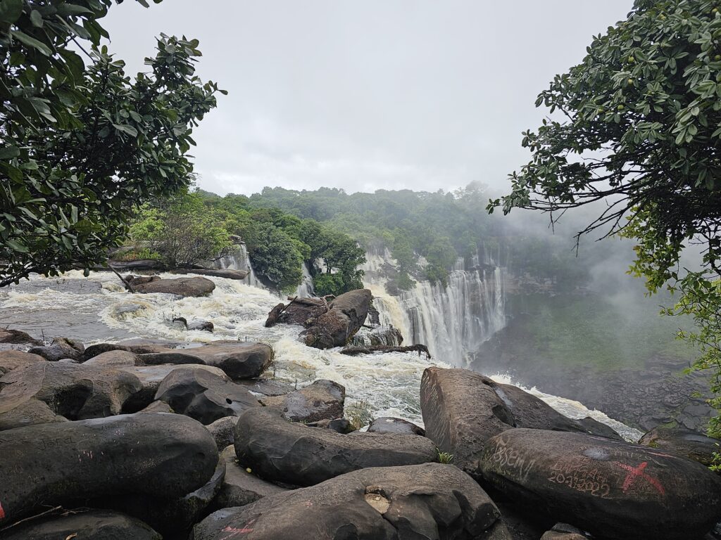 kalandula falls angola