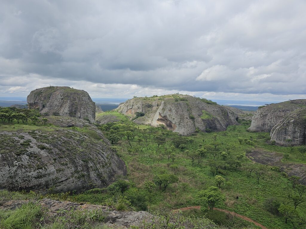 angola pedras negras