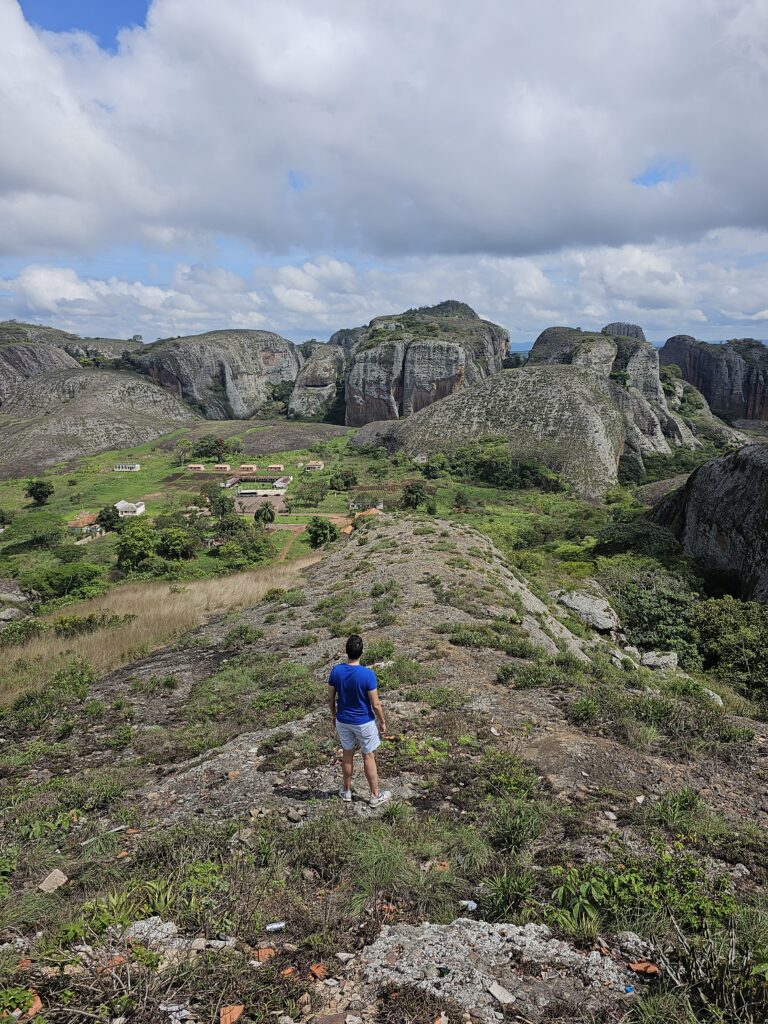 angola malanje pedras negras