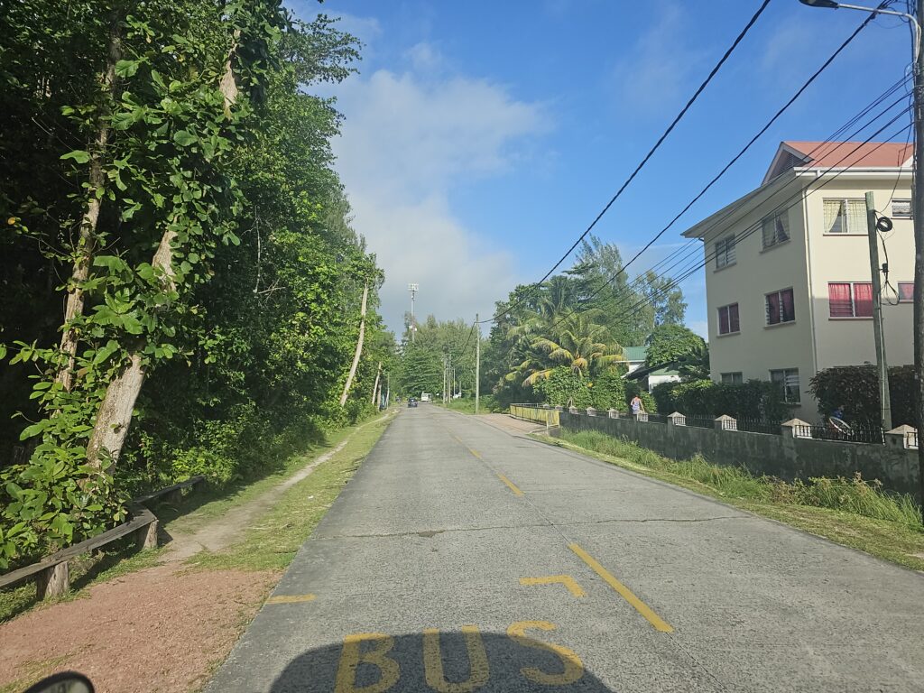 seychelles praslin roads