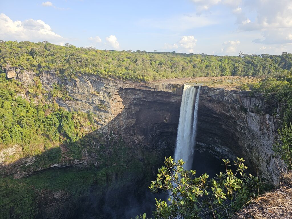 kaieteur falls guyana