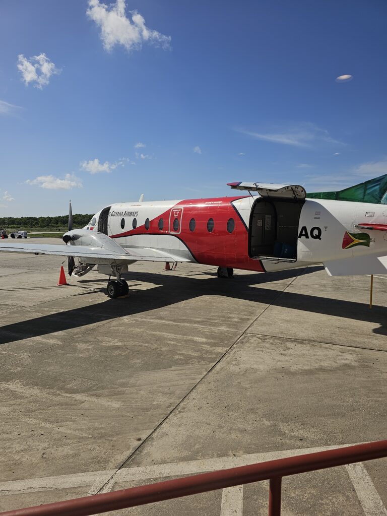 plane kaieteur falls