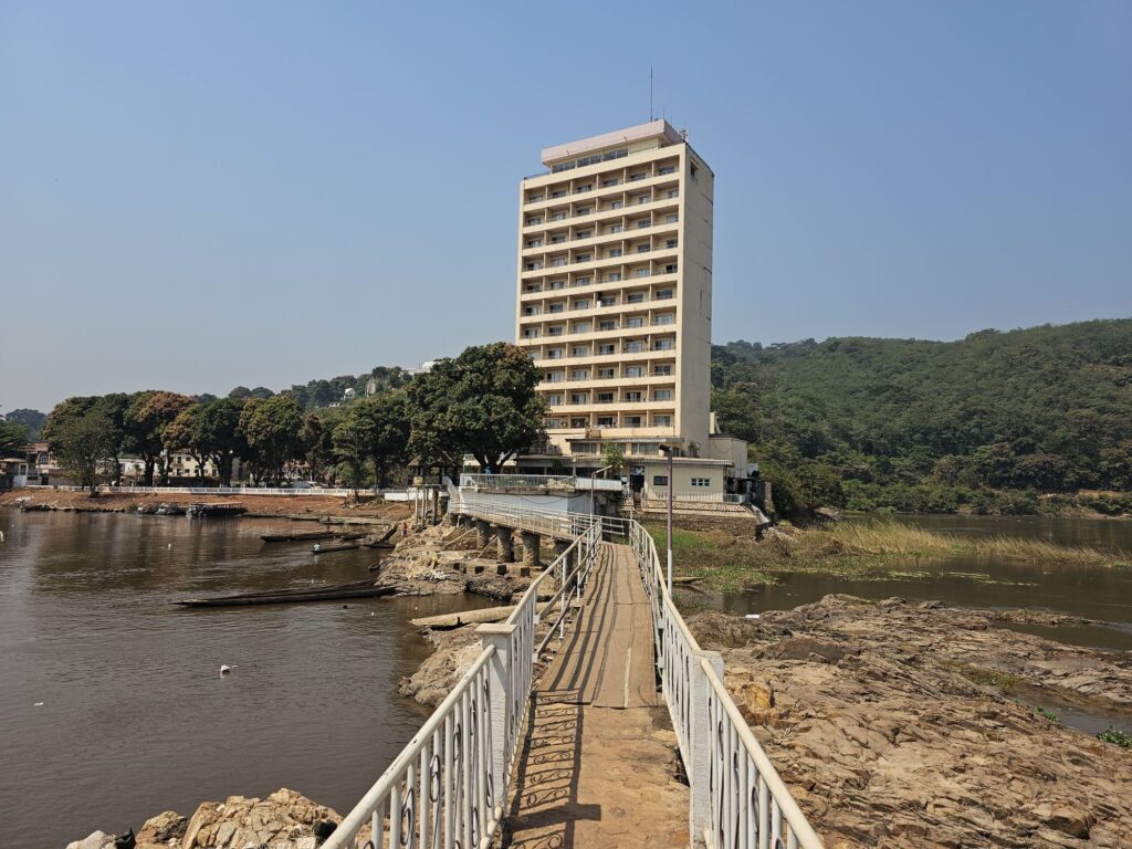 car bangui oubangui hotel