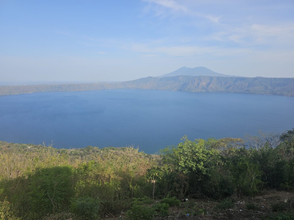 laguna apoyo nicaragua