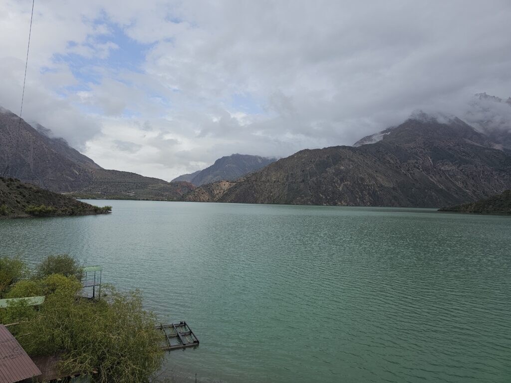 iskanderkul tajikistan