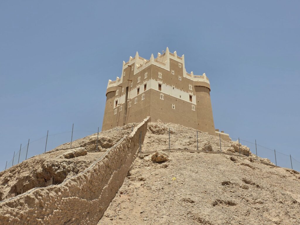 yemen palace mud