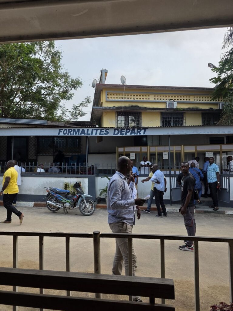 congo river crossing beach brazzaville