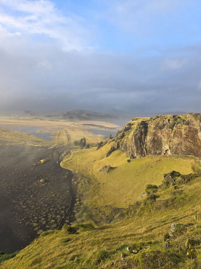 Dyrhólaey lighthouse view