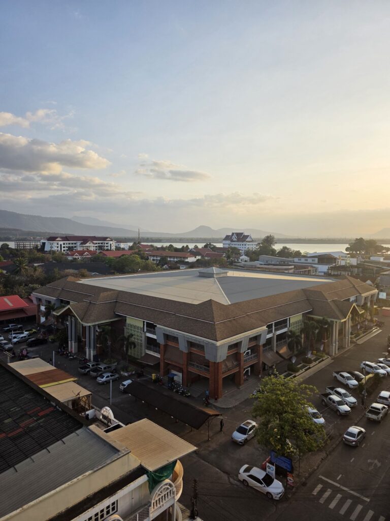 pakse hotel restaurant laos